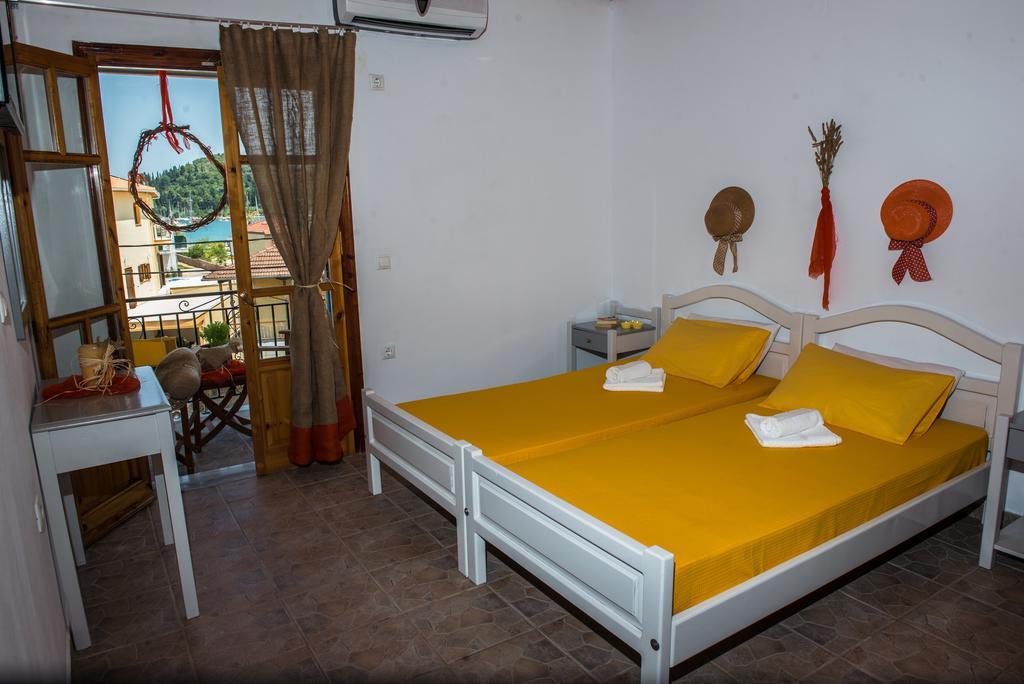 Summer Bed Nydri Phòng bức ảnh